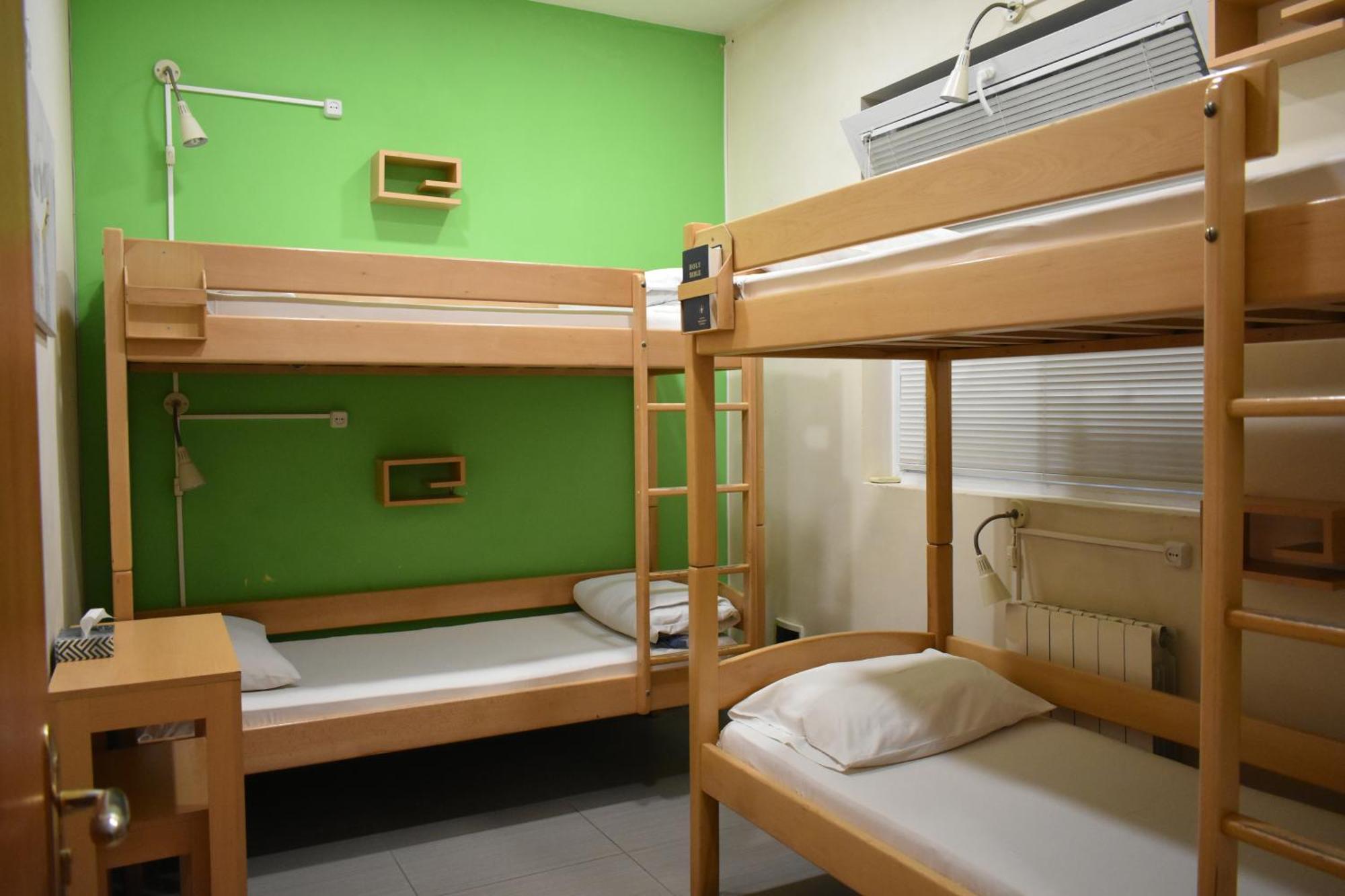Envoy Hostel & Tours Yerevan Bagian luar foto