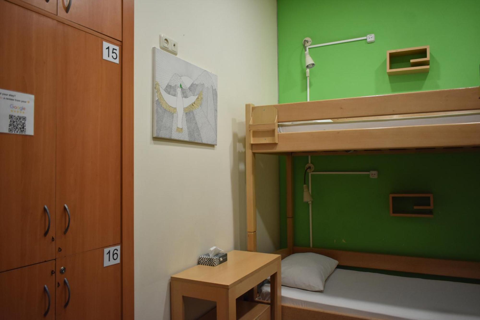 Envoy Hostel & Tours Yerevan Bagian luar foto