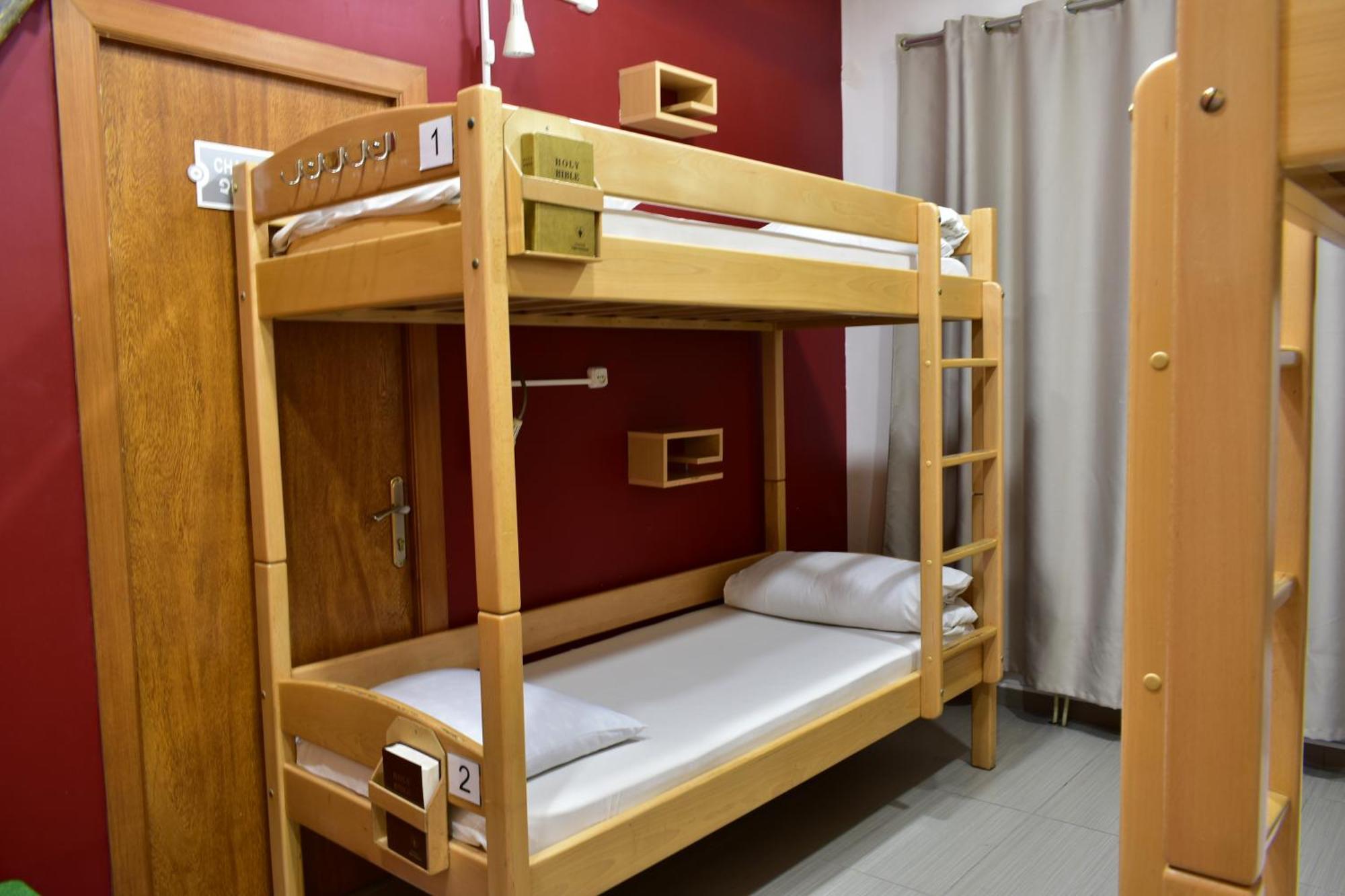 Envoy Hostel & Tours Yerevan Bagian luar foto