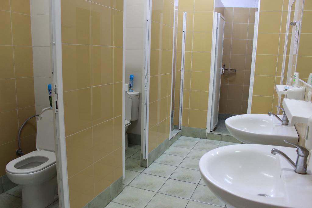 Envoy Hostel & Tours Yerevan Bagian luar foto