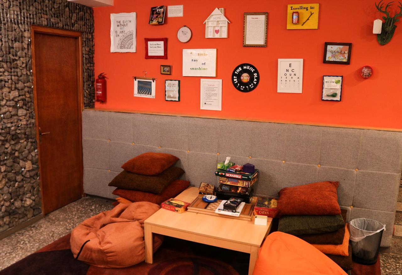 Envoy Hostel & Tours Yerevan Bagian luar foto