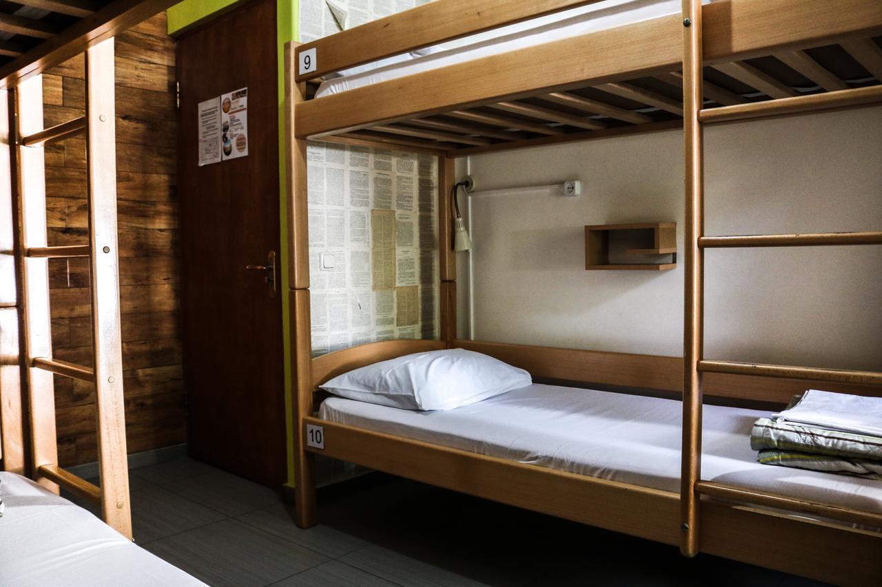 Envoy Hostel & Tours Yerevan Bagian luar foto