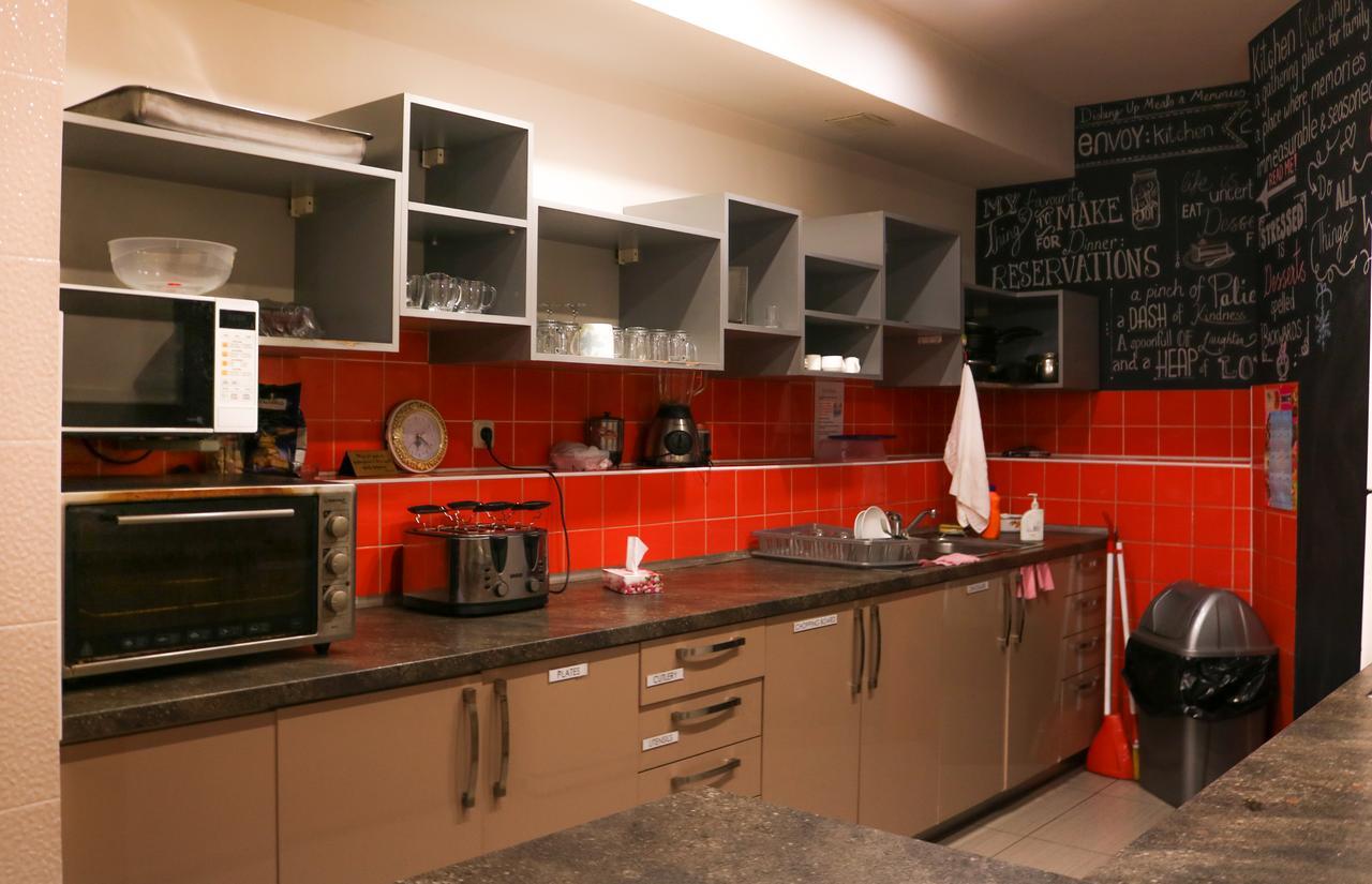 Envoy Hostel & Tours Yerevan Bagian luar foto